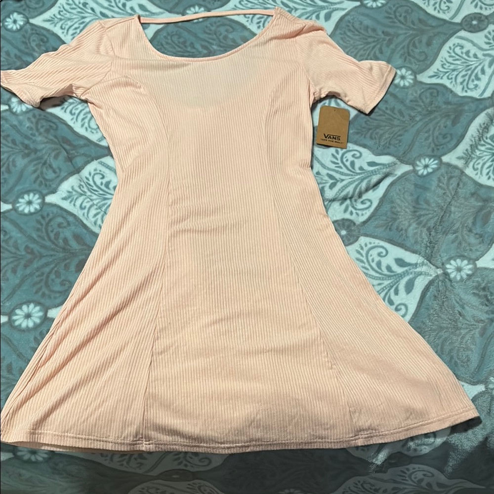 Unworn XS, pink Vans dress